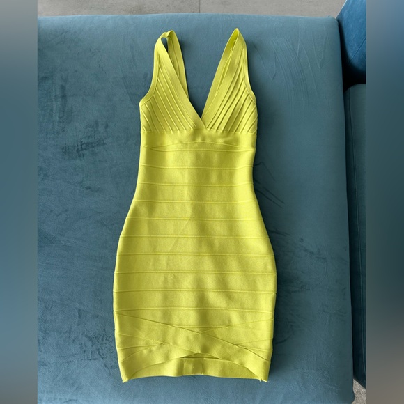 Cocktail dress - Picture 1 of 3